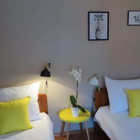 T&S Apartments With Free Parking Pula Exterior foto