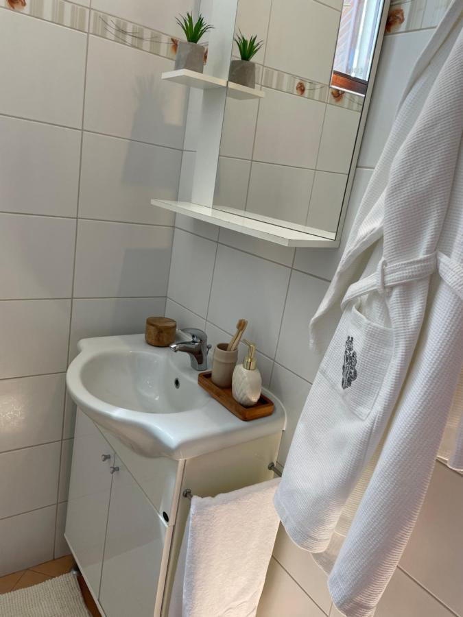 Apartment T&S Apartments With Free Parking Pula