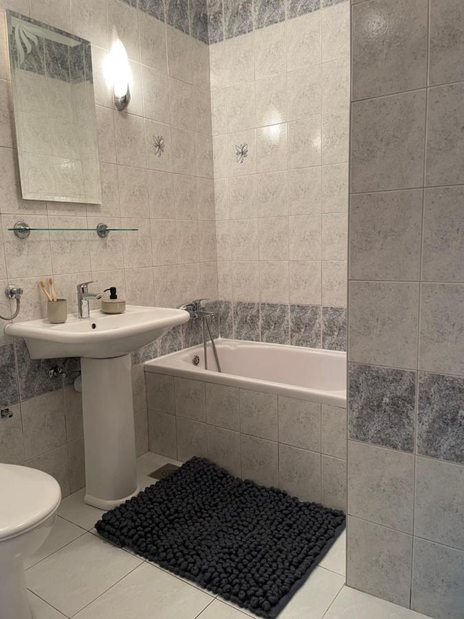 T&S Apartments With Free Parking Apartment Pula